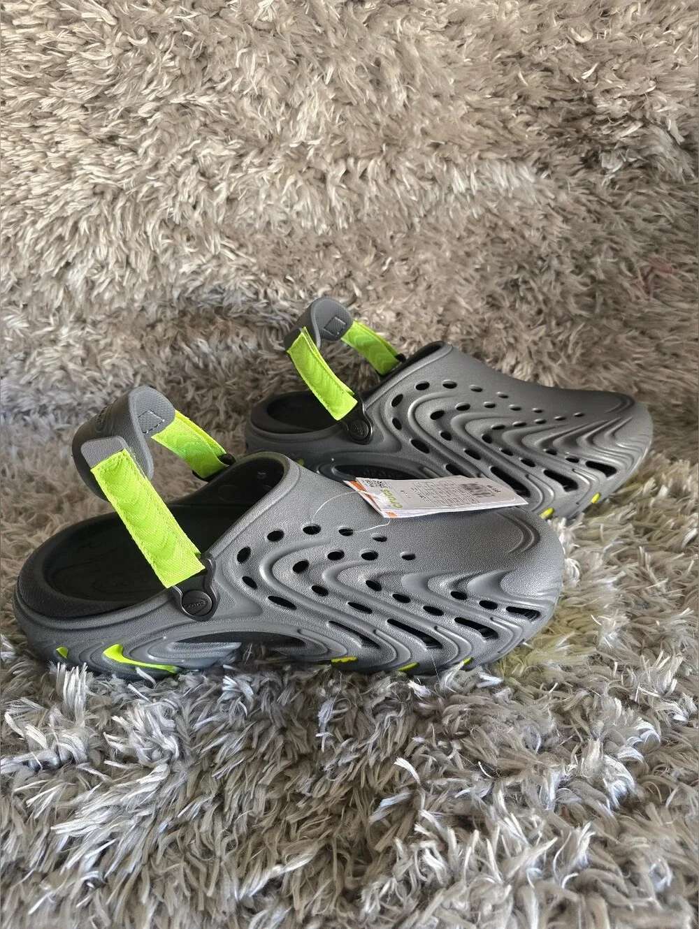 CROCS step into